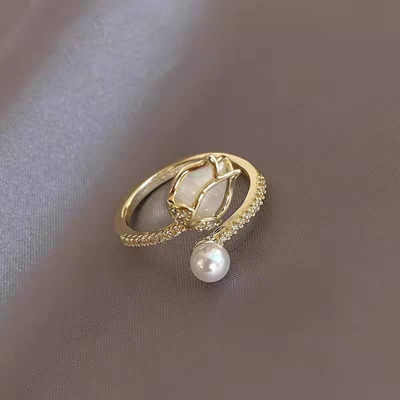 Justérbar Tulipanring med Perle