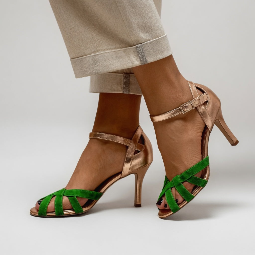 Amélia™ — Flettet sandal med stilethæl og feminin retroelegance