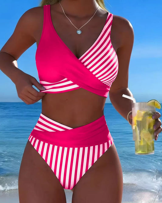 Delphantine™ — Stribet bikini med vikletop og høj talje, sommerglød
