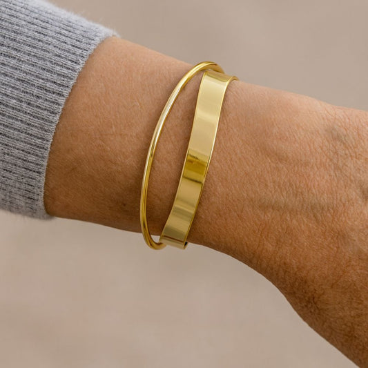 Klassisk gyldent armbånd