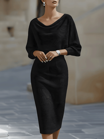 Clarisse™ — Elegant tidløs draperet midikjole