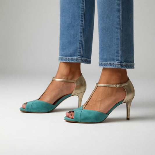 Roksana™ — Stiletsandal i turkis og guld, vibrerende elegance