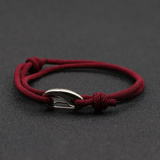 Alex™ — Raffineret armbånd i tidløs stil
