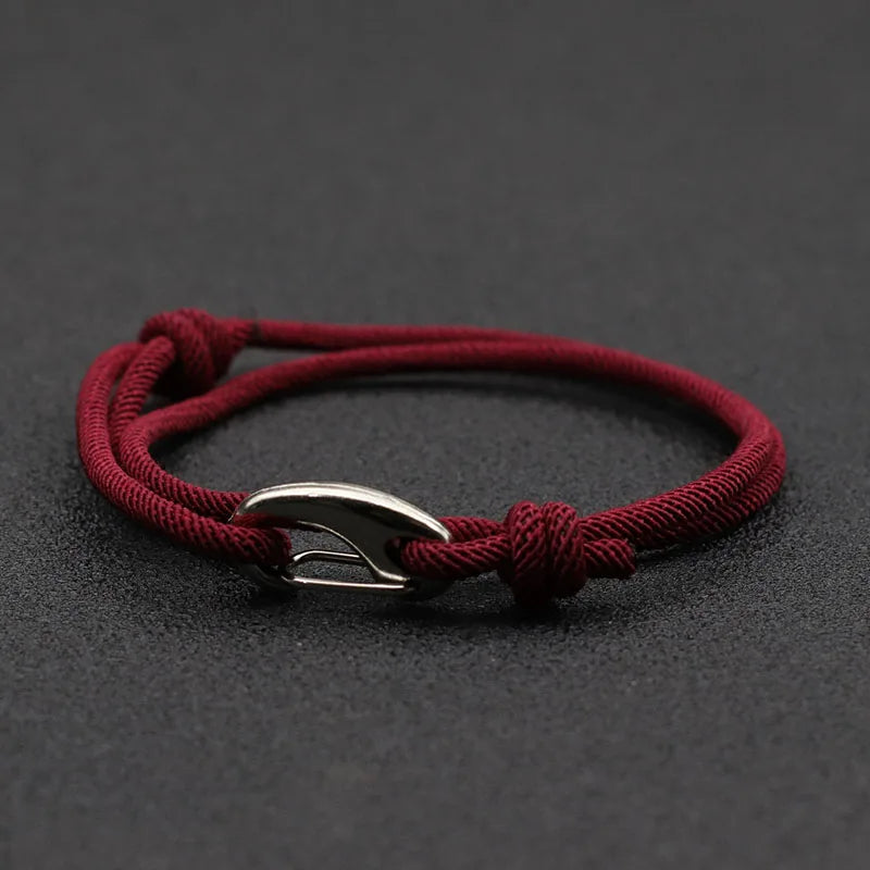 Alex™ — Raffineret armbånd i tidløs stil
