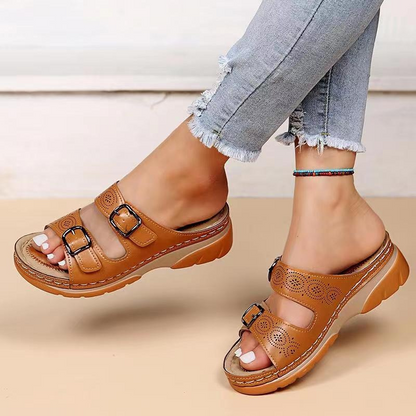Karin ortopædiske sommersandaler