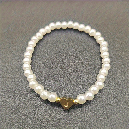 Elegant Armbånd med Initial i Hjerte (A–Z)