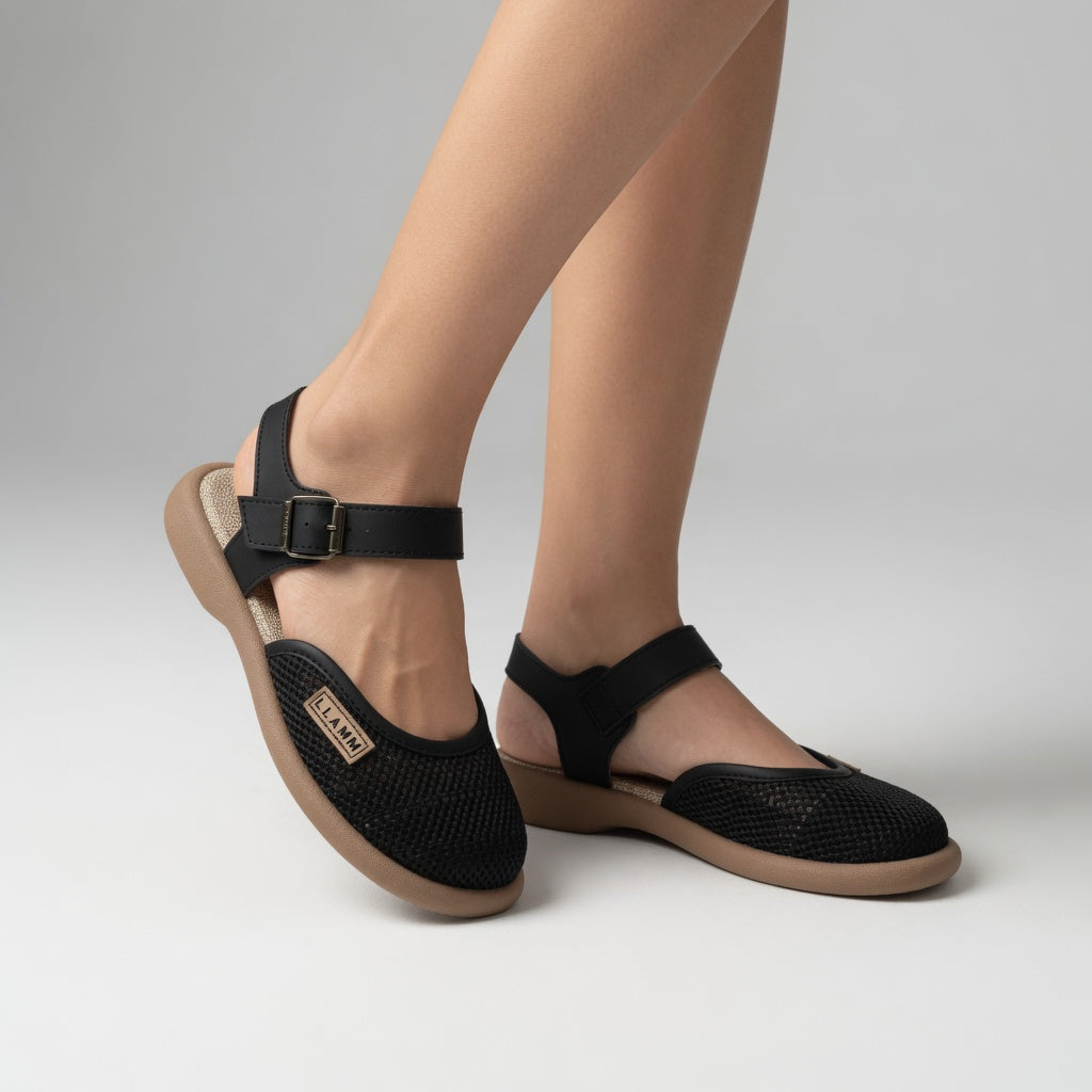 Mirabeau™ – Flad sandal med spænde, retro og naturlig elegance