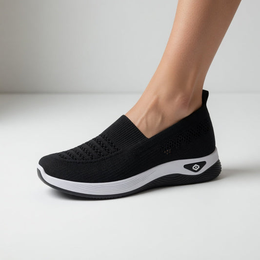 Inésine™ — Let slip-on med hulmønster og naturlig hverdagskomfort