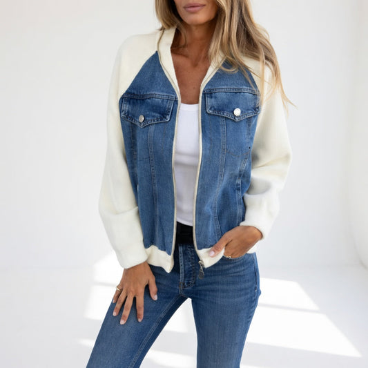 Coraline™ — Casual jakke med kontrastdetaljer i moderne elegance