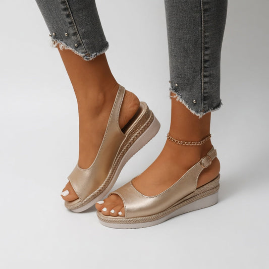 Cyrielle™ — Elegant espadrillessandal med kilehæl i sommerlig stil