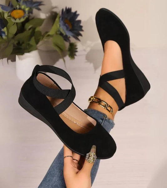 Camille™ — Elegante ergonomiske ballerinaer med krydsede remme