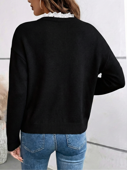 Céline | Smart strikbluse med elegant blondekrave