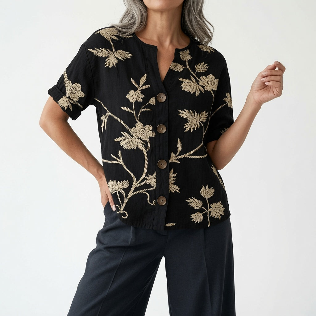 Loréssine™ — Elegant blomstret bluse til hverdagen