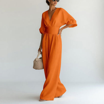 Blandine™ – Vid jumpsuit med V-hals og naturlig flydende elegance