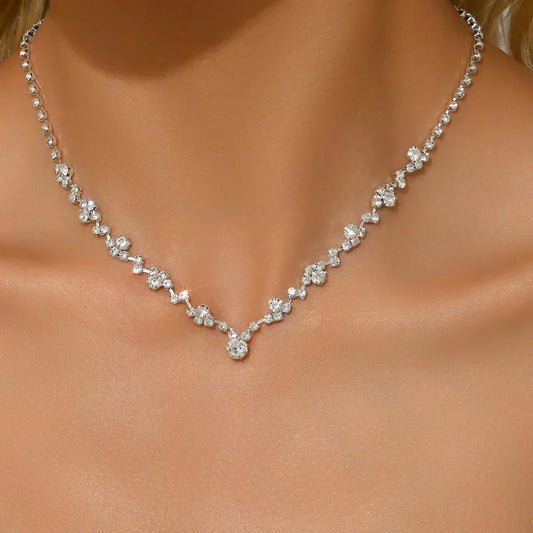 Elegant bryllupshalskæde med diamant