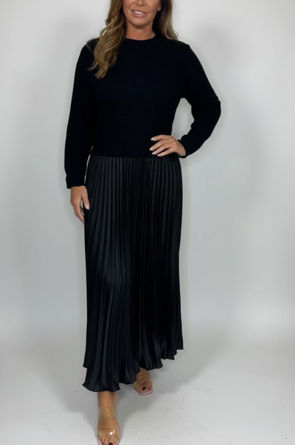 Claudine™ – Den plisserede sweaterkjole med elegance og komfort
