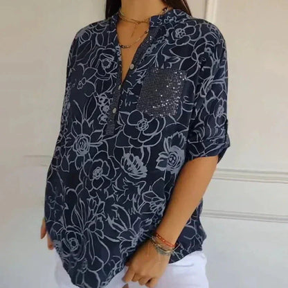 Coralie™ — Elegant bluse med raffineret print