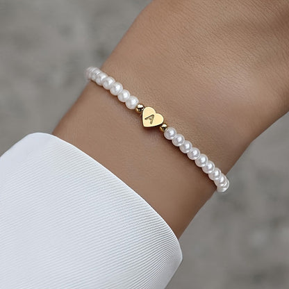 Elegant Armbånd med Initial i Hjerte (A–Z)