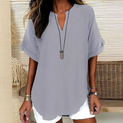 Émilie™ — Elegant flydende bluse med åben krave