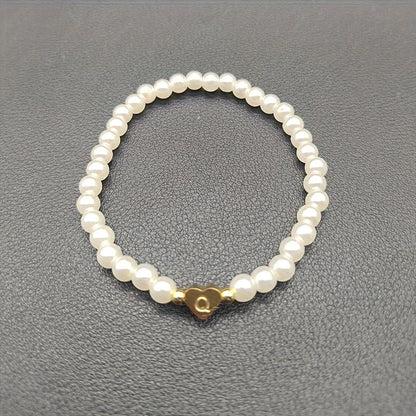 Elegant Armbånd med Initial i Hjerte (A–Z)
