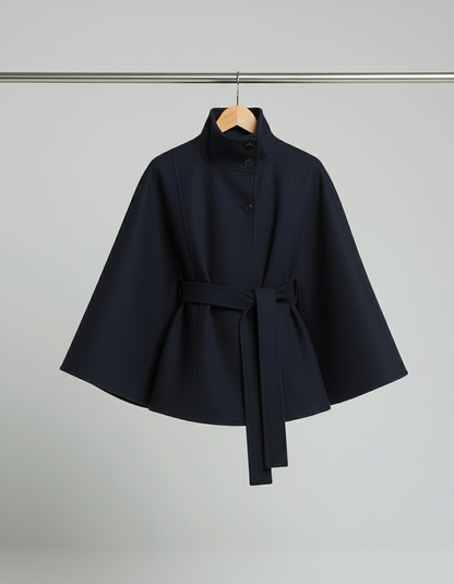 Capucine™ – Elegant capefrakke til hver dag