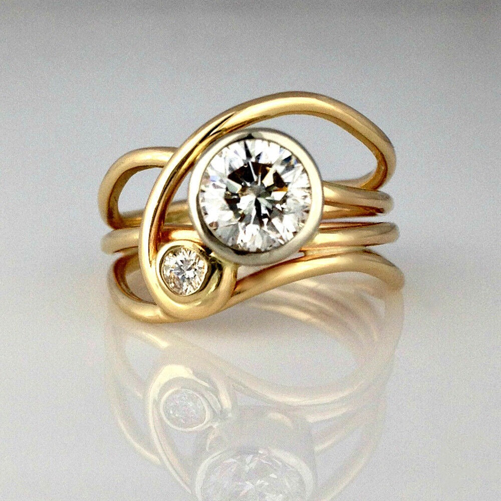 Vintage Spiral Zirconia Ring