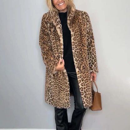 Séverine™ — Elegant halvlang jakke med leopardprint