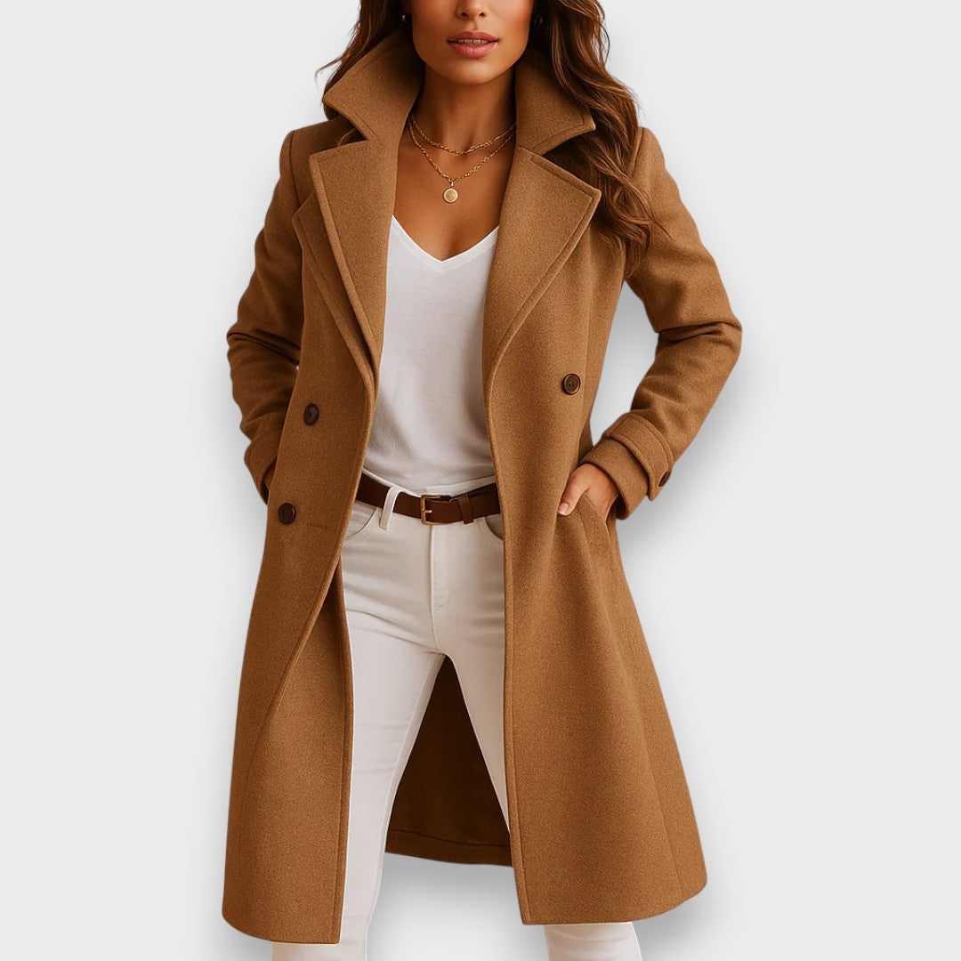 Nora Élise™ — Elegant frakke med feminin pasform